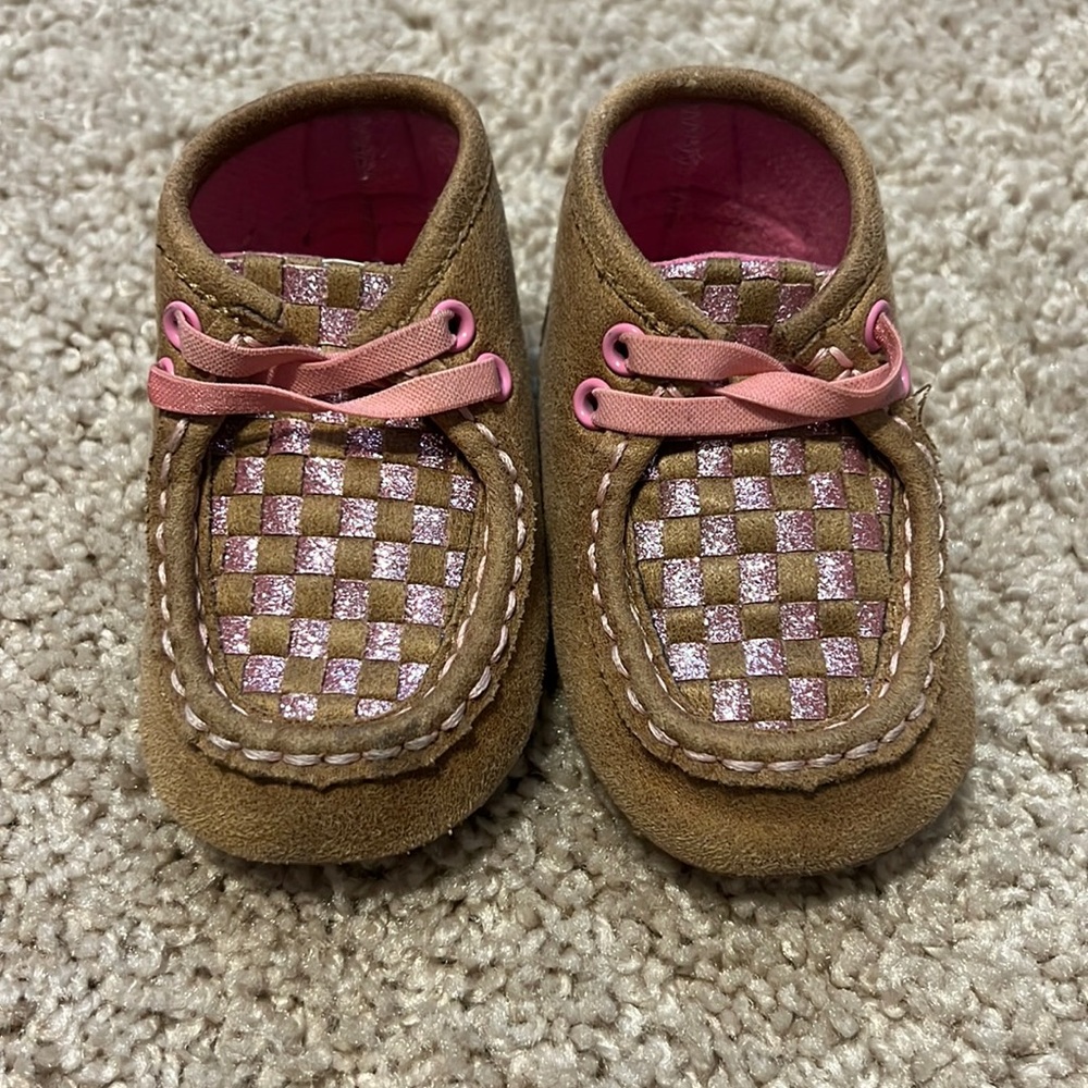 Baby Twisted X Twister size 4